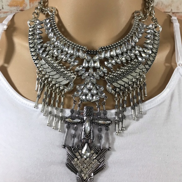 Statement Bib Bohemian Studded Necklace - Picture 3 of 8